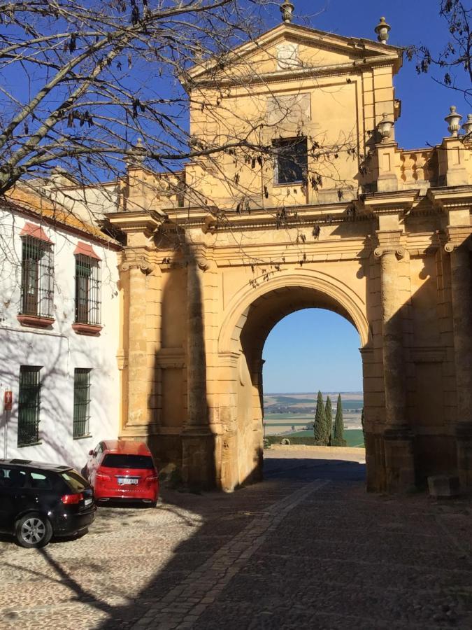 Puerta Romana Carmona  Buitenkant foto