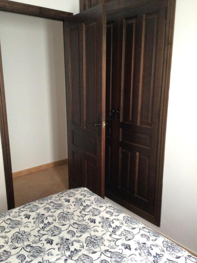 Puerta Romana Carmona  Buitenkant foto