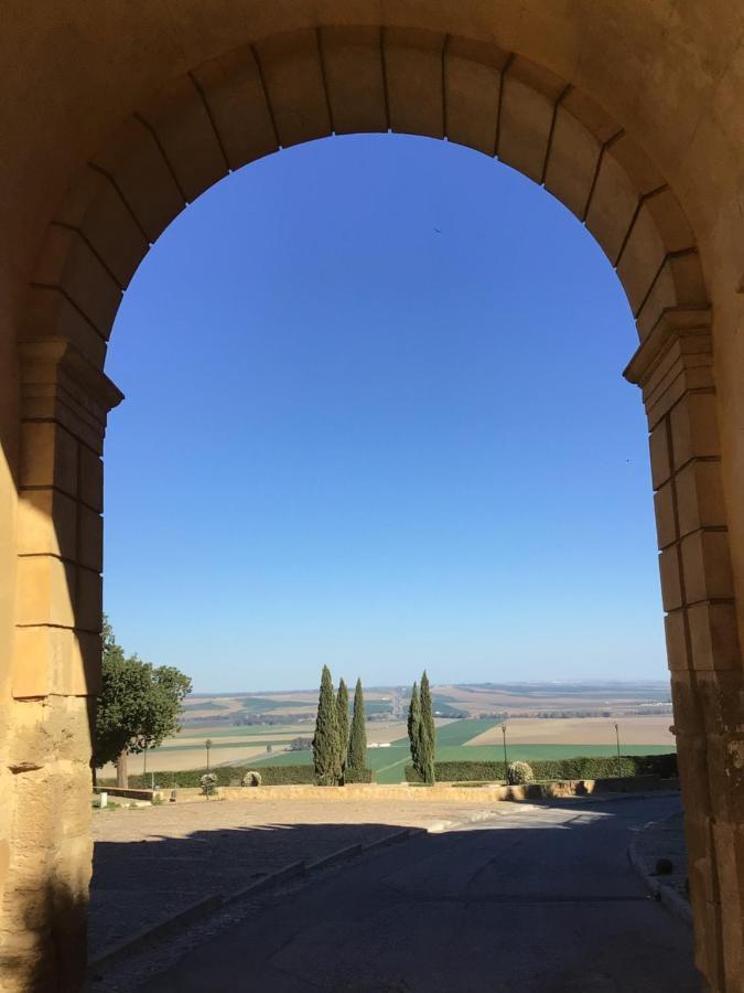 Puerta Romana Carmona  Buitenkant foto