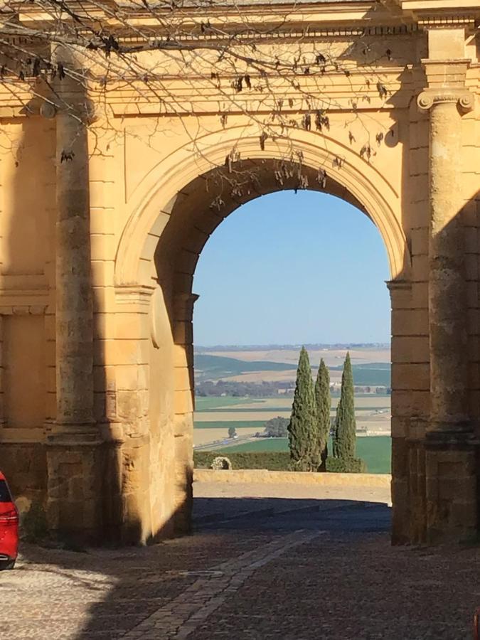 Puerta Romana Carmona  Buitenkant foto