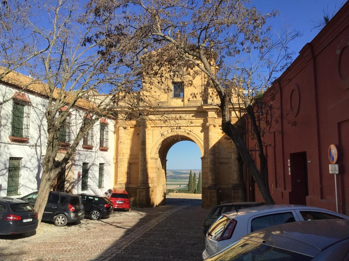 Puerta Romana Carmona  Buitenkant foto